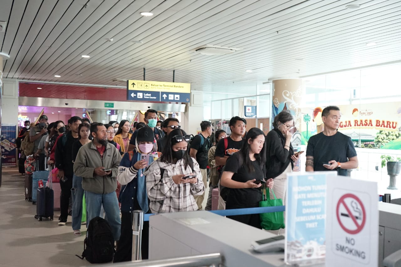 (VIDEO) Prediksi Railink: KAI Bandara Siapkan 414.518 Tempat Duduk di Lebaran 2025