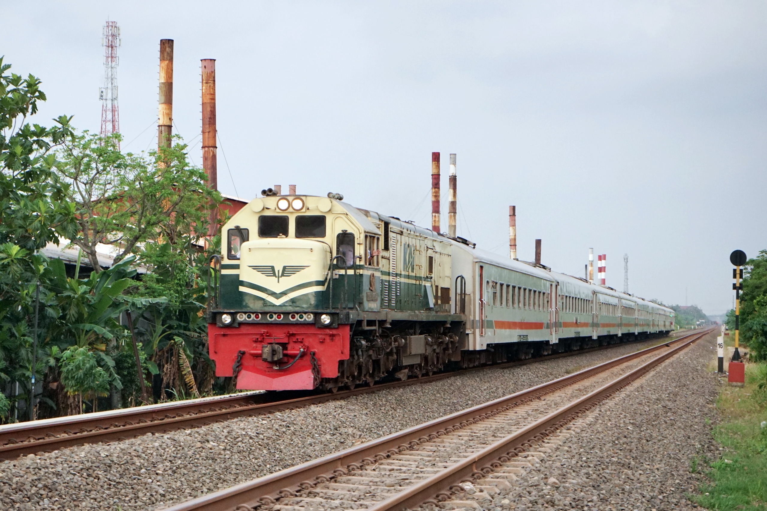 KAI Daop 4 Tambah KA Eksekutif dan Tempat Duduk Libur
