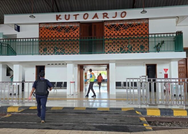 (VIDEO) KAI Tingkatkan Layanan dengan Kereta Tambahan di Stasiun Kutoarjo Menyambut Libur Kenaikan Yesus Kristus