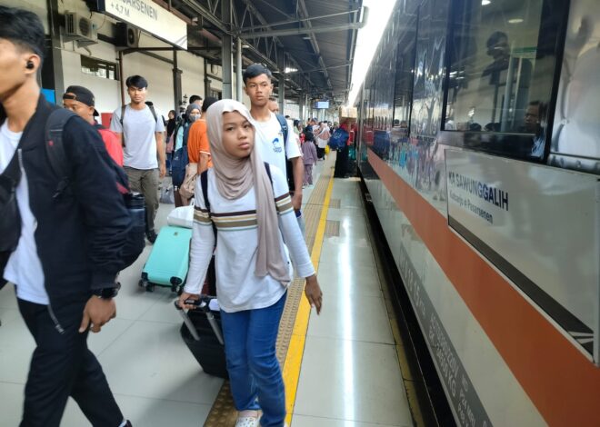 Libur Panjang, KAI Hadapi Tantangan Operasional Akibat Okupansi Tinggi