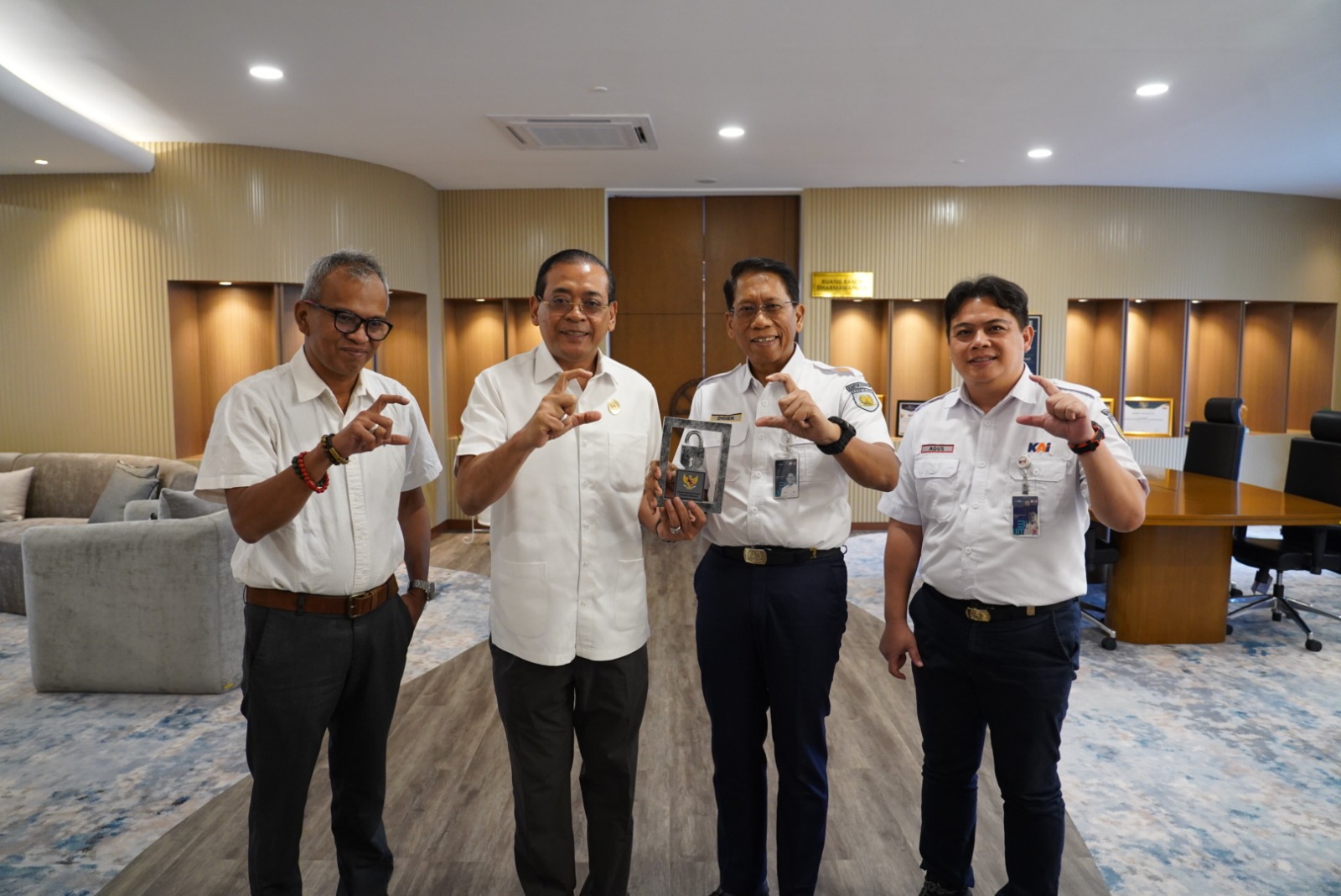 KAI dan Komisi Informasi Pusat Dorong Transformasi Digital Layanan Informasi Publik