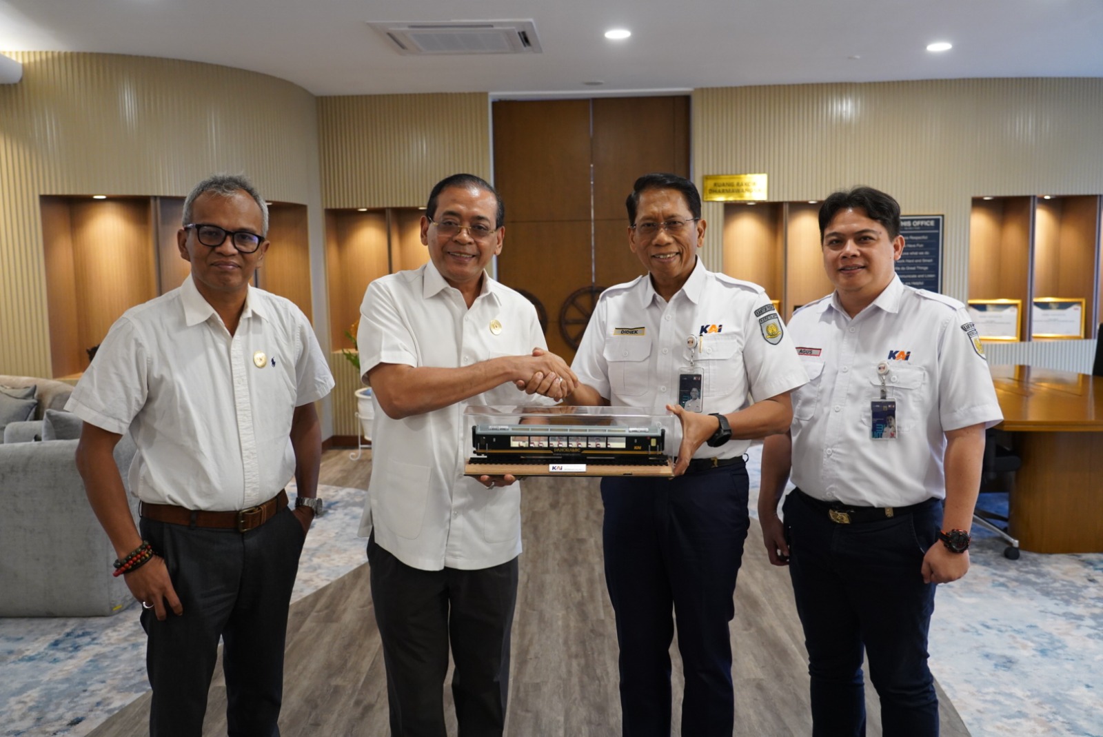 KAI dan Komisi Informasi Pusat Sinergikan Standar Keterbukaan untuk Layanan Publik Modern