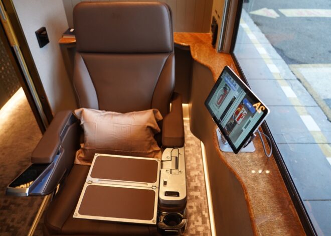 (FOTO) Kemewahan Interior Suite Class Compartment di KA Argo Bromo Anggrek