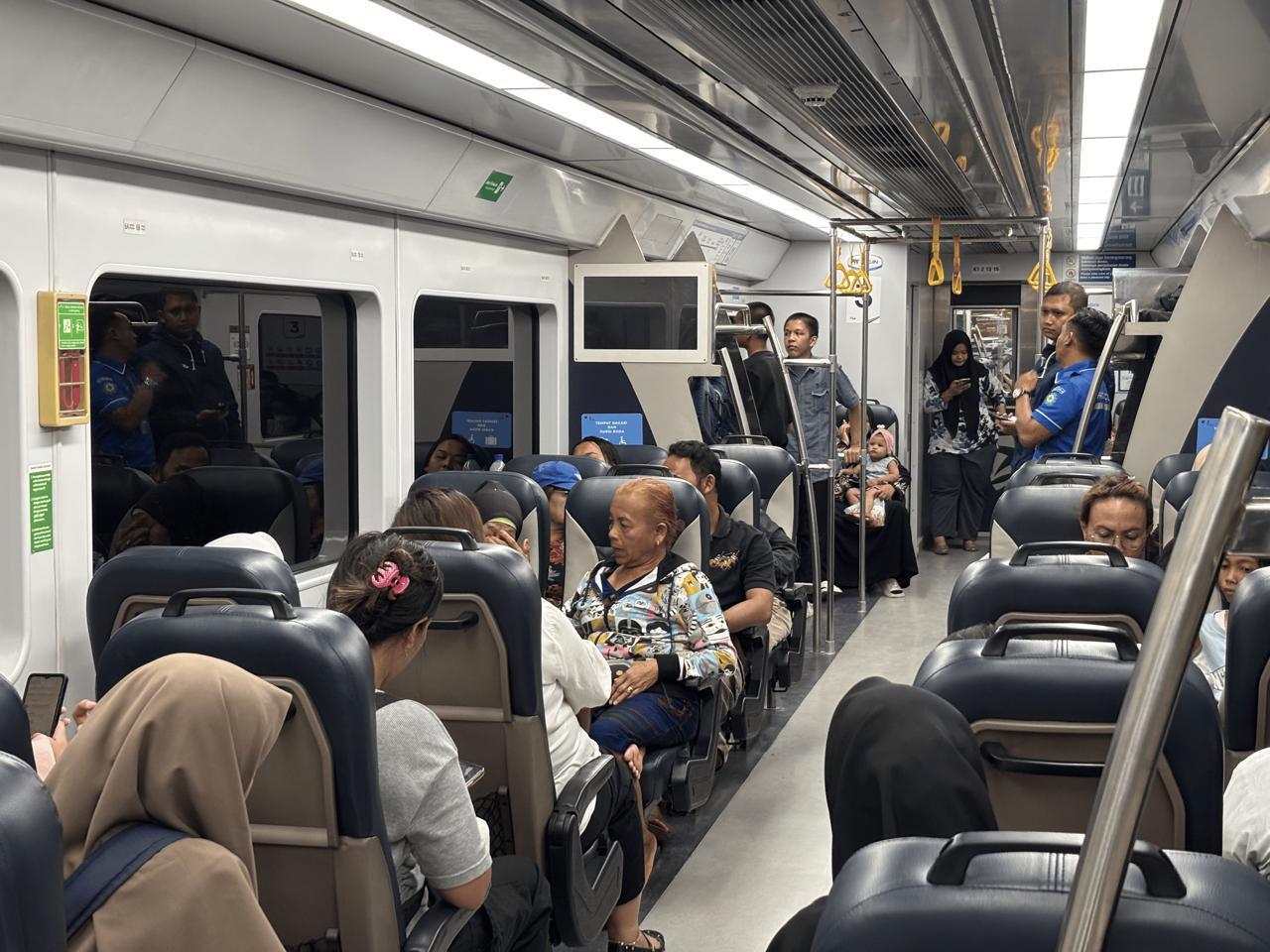 KAI Bandara Catat Lonjakan Penumpang Terbesar di Medan dan Yogyakarta Selama Libur Waisak 2025