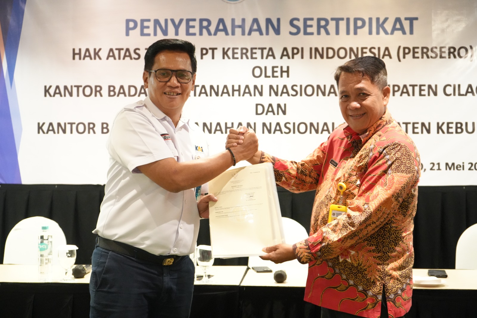KAI Terima Sertifikat Aset Tanah dari BPN
